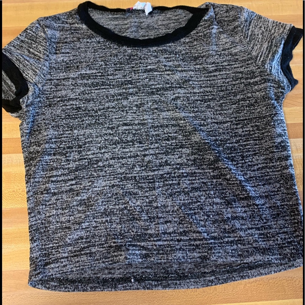 Crop top shirt